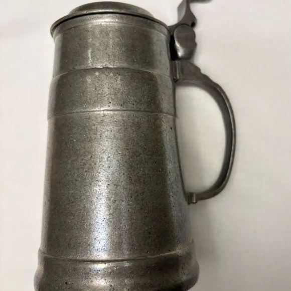 Antique German Kunstauktionshaus Günter Pewter Lidded Tankard. - Picture 7 of 11